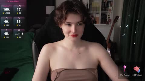 Helen Blossom online show from October 15, 10:01 pm