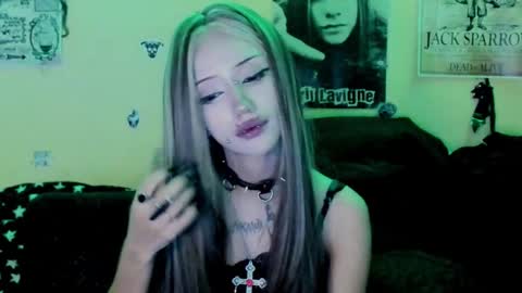 cybrcor3 online show from December 8, 2:18 am