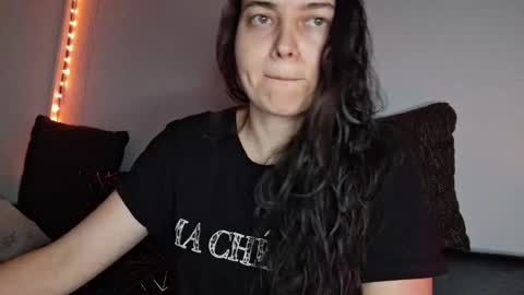 Cyndee Winter online show from December 5, 3:39 pm