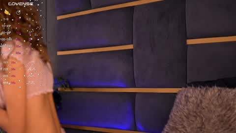 Ivy online show from January 8, 3:51 am