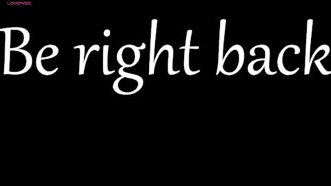 Snapshot of d_martii chatting on February 14, 12:14 pm Mia  online show from February 14, 12:14 pm