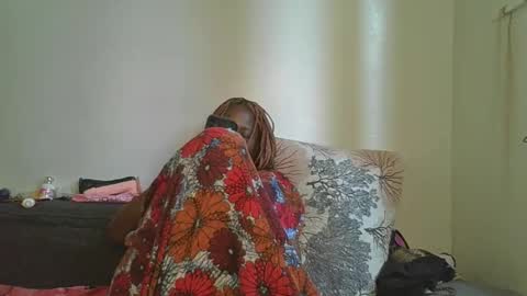 Snapshot of daddies_toy1 chatting on October 22, 10:53 am daddyiestoy online show from October 22, 10:53 am