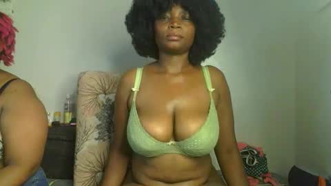 Snapshot of daddies_toy1 chatting on November 1, 4:11 pm daddyiestoy online show from November 1, 4:11 pm