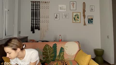 Snapshot of daddyonlyloveme chatting on October 14, 8:22 pm Zoe online show from October 14, 8:22 pm