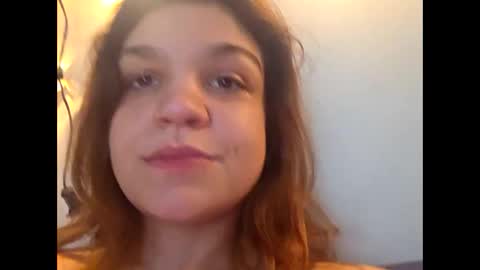 fairylee21 online show from December 19, 3:43 am