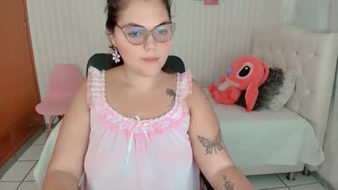 daeneryslove_doll online show from September 23, 5:38 am