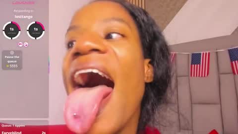 Snapshot of daffnelewis chatting on September 16, 11:40 am daffnelewis online show from September 16, 11:40 am