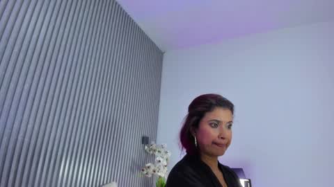 Snapshot of dafnecox chatting on September 10, 3:39 am dafnecox online show from September 10, 3:39 am