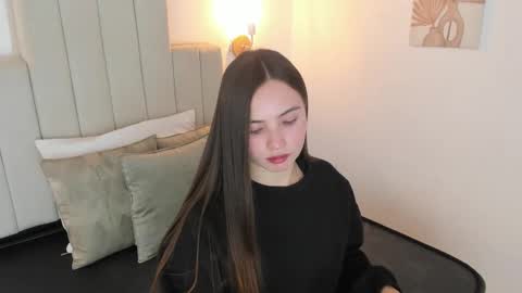 Dafne  online show from September 19, 12:48 pm