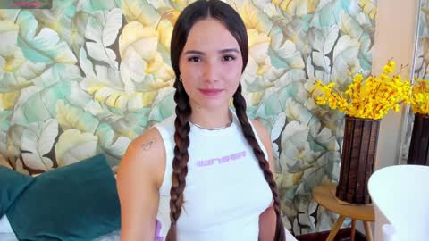 Dafne  online show from January 14, 8:04 pm