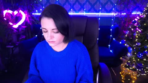 Dafni Mon online show from December 11, 1:39 pm
