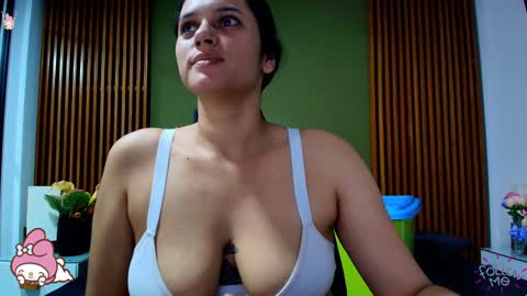 Snapshot of dahiana_spark chatting on February 3, 7:52 pm Dahiana online show from February 3, 7:52 pm