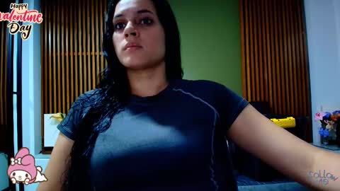 Snapshot of dahiana_spark chatting on February 15, 8:01 pm Dahiana online show from February 15, 8:01 pm