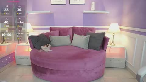 Dahlia Grey online show from September 18, 11:42 am