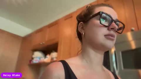 daisy blake  online show from November 4, 5:07 pm