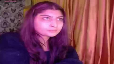 Snapshot of dak_7 chatting on September 25, 4:44 am    --  -- help me reach 100 hands up  online show from September 25, 4:44 am