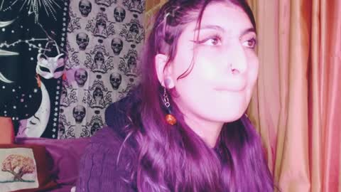 Snapshot of dak_7 chatting on February 6, 5:03 am    --  -- help me reach 100 hands up  online show from February 6, 5:03 am