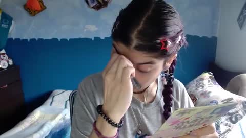 Snapshot of dak_7 chatting on December 30, 9:29 pm    --  -- help me reach 100 hands up  online show from December 30, 9:29 pm