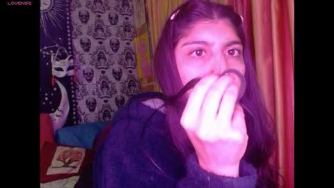 Snapshot of dak_7 chatting on October 22, 2:38 am    --  -- help me reach 100 hands up  online show from October 22, 2:38 am