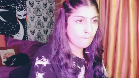 Snapshot of dak_7 chatting on January 29, 4:26 am    --  -- help me reach 100 hands up  online show from January 29, 4:26 am