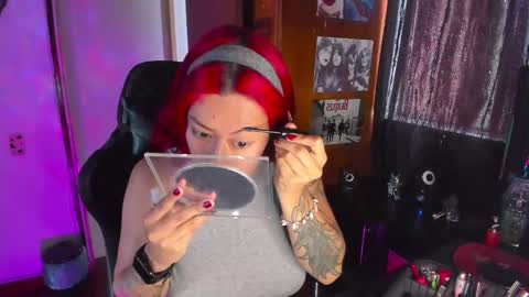 Snapshot of dakota_crab chatting on February 23, 8:18 pm Dakota Crab online show from February 23, 8:18 pm