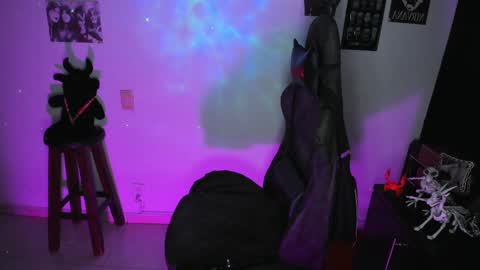 Snapshot of dakota_crab chatting on September 11, 11:16 pm Dakota Crab online show from September 11, 11:16 pm