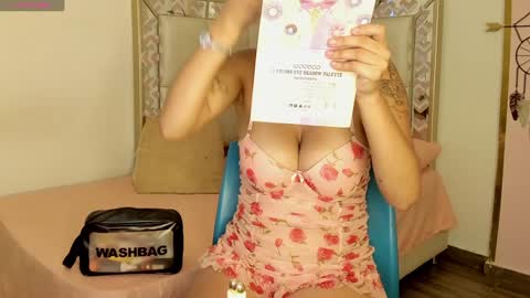 Snapshot of dakota_jenkins chatting on January 9, 1:56 pm janeth online show from January 9, 1:56 pm