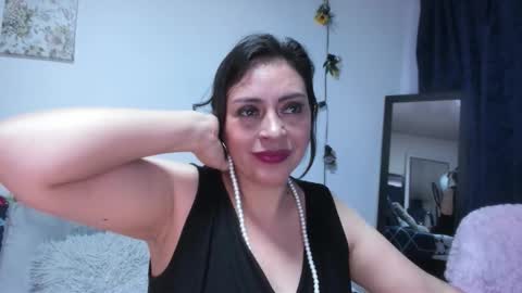 Dakotaagray online show from February 12, 11:56 am