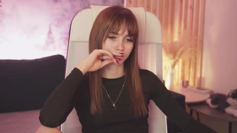 Snapshot of dakotaajohnnson chatting on March 4, 8:35 am dakotaajohnnson online show from March 4, 8:35 am