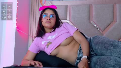 dakotatylerrr online show from March 30, 11:32 am