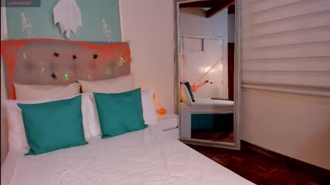 Snapshot of dali_cherry chatting on October 24, 11:34 pm Dali online show from October 24, 11:34 pm