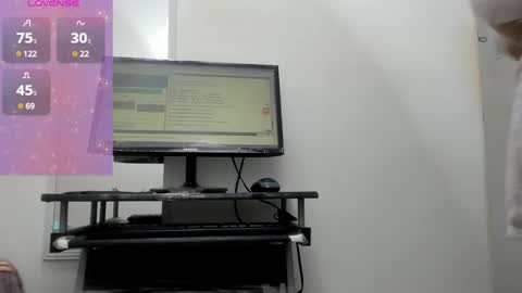  Ren  online show from December 19, 11:35 pm