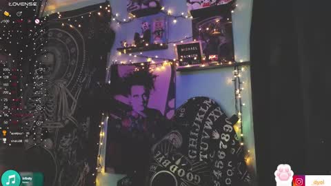 Snapshot of dalia_vorhees chatting on December 28, 3:26 am dalia_vorhees online show from December 28, 3:26 am