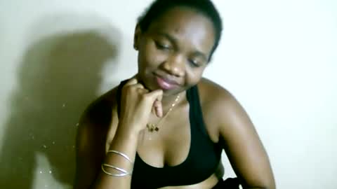 daliabella online show from November 14, 7:03 pm