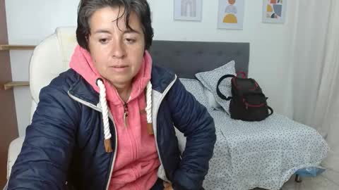 Snapshot of dalila_22 chatting on October 29, 1:15 pm Dalila online show from October 29, 1:15 pm