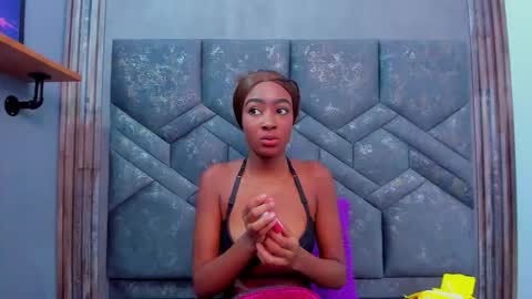 Dalila online show from November 2, 2:31 pm