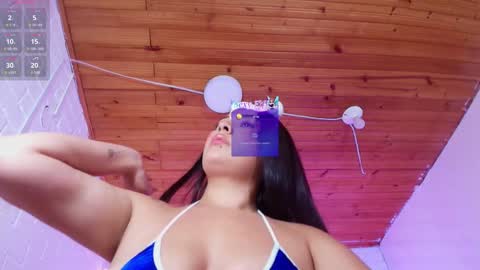 Snapshot of damii_tay chatting on December 24, 4:00 am Damii online show from December 24, 4:00 am