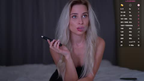 Ashley online show from September 11, 9:04 pm