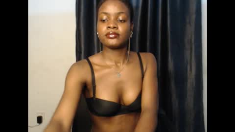 leah online show from January 11, 6:13 pm