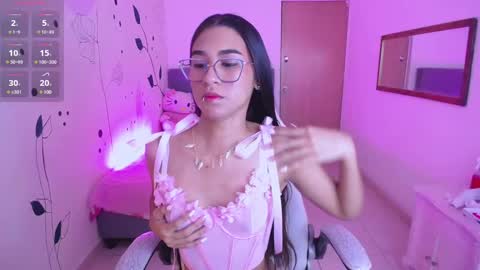 dana_paula online show from February 6, 11:42 am