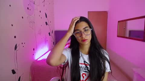 dana_paula online show from January 13, 11:41 am