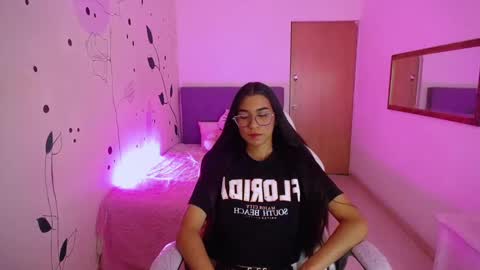 dana_paula online show from January 8, 11:43 am