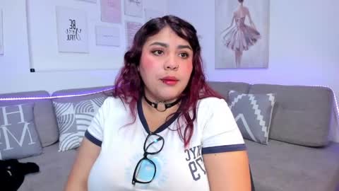 dana_sophiia online show from April 18, 4:37 am