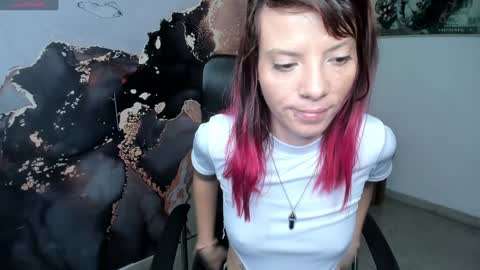 Danaa Rey online show from January 8, 11:10 am