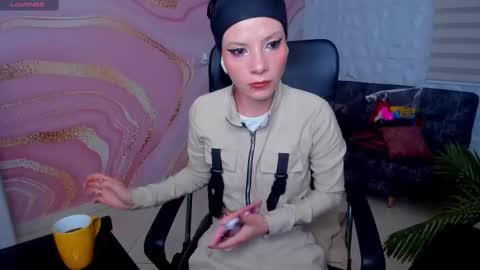 Danaa Rey online show from February 27, 11:10 am