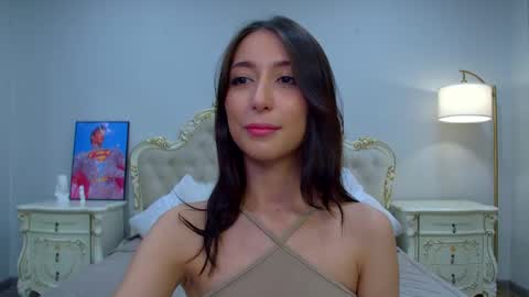 DanaRoges online show from May 10, 6:15 am