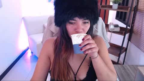 Snapshot of dangel_noir6 chatting on September 19, 12:48 pm Veronica online show from September 19, 12:48 pm