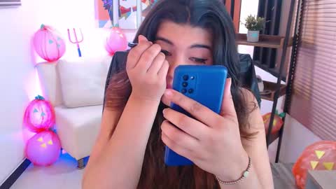 Snapshot of dangel_noir6 chatting on October 31, 1:26 pm Veronica online show from October 31, 1:26 pm