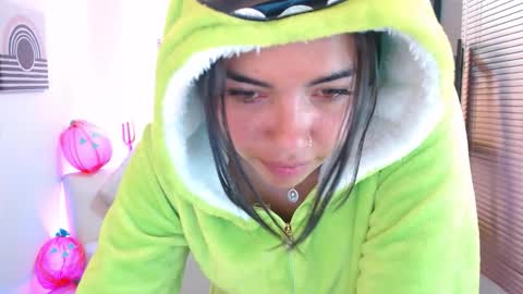 Snapshot of dangel_noir6 chatting on November 1, 1:37 pm Veronica online show from November 1, 1:37 pm