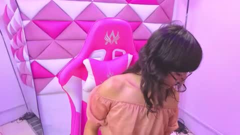 dani_dream online show from December 15, 2:11 pm